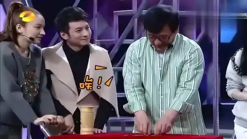 成龙受房祖名之托要整谢娜,这段笑哭我了
