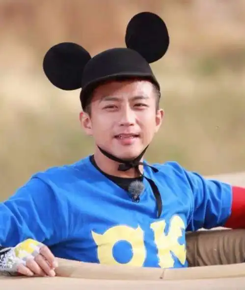 邓超退出跑男是明智之举看看李晨的处境,佩服他的先见之明
