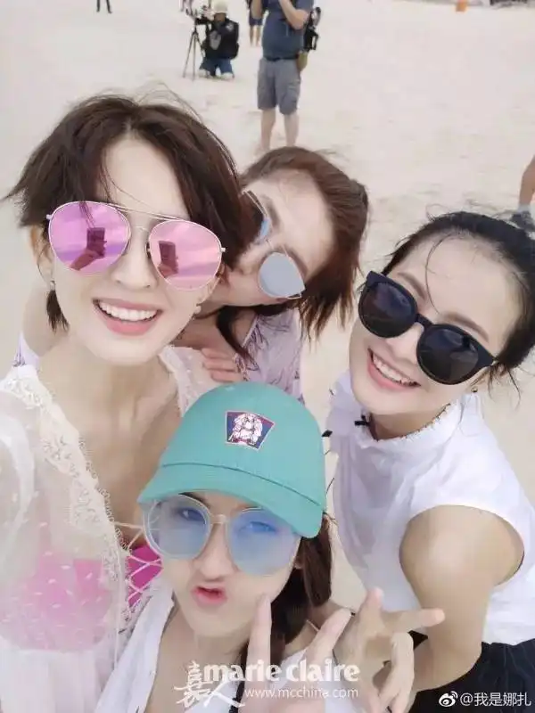 女明星闺蜜真相为什么长的好看的都爱和好看的一起玩
