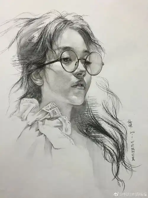 看完他的素描,瞬间想撕画纸
