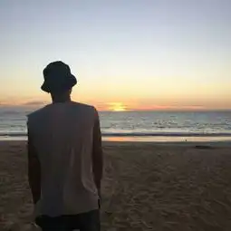 甜蜜简单情侣头像就是喜欢你,没道理
