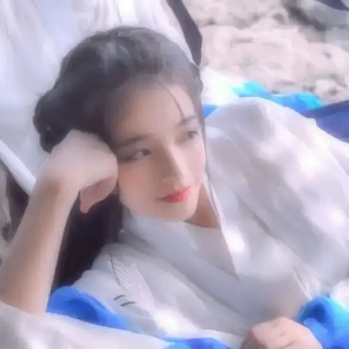 超唯美的古风女生头像
