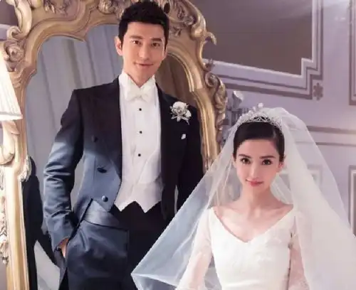 女明星的婚纱都多少钱昆凌仅30万,杨颖100万,她的竟被博物馆收藏
