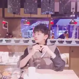 生化猎手杨君纹绣乔巴女生游戏名字
