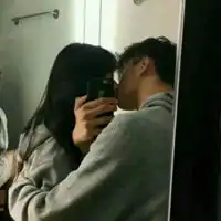 情侣kiss头像如果可以,我想一直吻你
