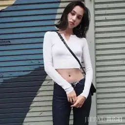 水原希子硬照个性的她私服全是基础款否认与哈卷恋情
