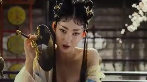 演绎妖娆美艳的蜘蛛精
