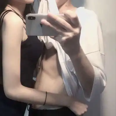 性感情侣头像真人超级污的情侣头像一对
