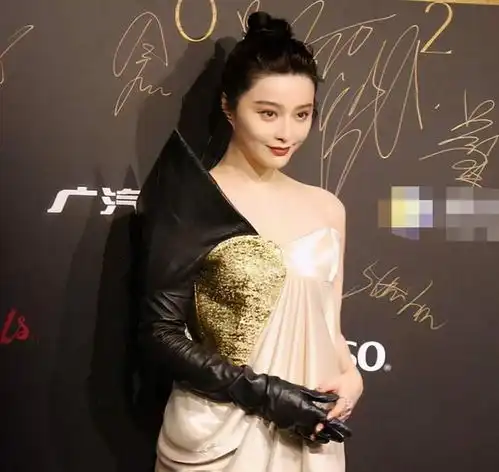 姚晨与范冰冰同框颜值遭碾压网友期待她回归娱乐圈吗
