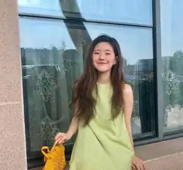 有一种宠粉叫赵露思,当看见她为粉丝凹的造型,网友没爱错
