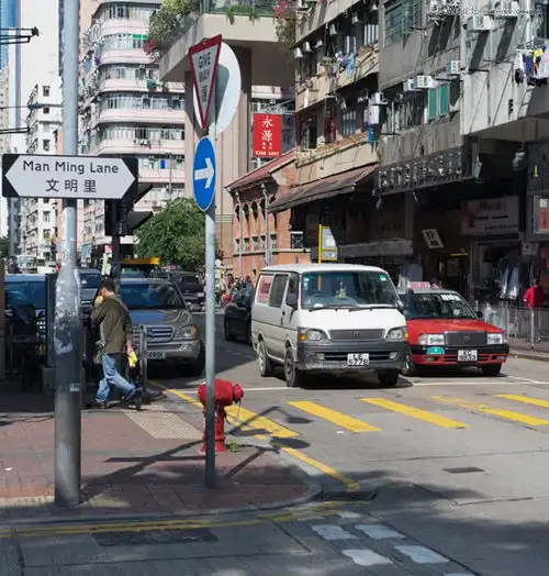 photoshop调出人像照片复古胶片艺术效果
