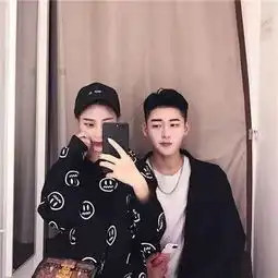 情侣微博头像哪有什么一见钟情都是我对你的小心机
