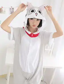蔷薇兔子喜欢的衣服杂志
