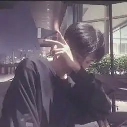 小哥哥啦啦啦别把没教养当做有气qq男生头像我要个性网
