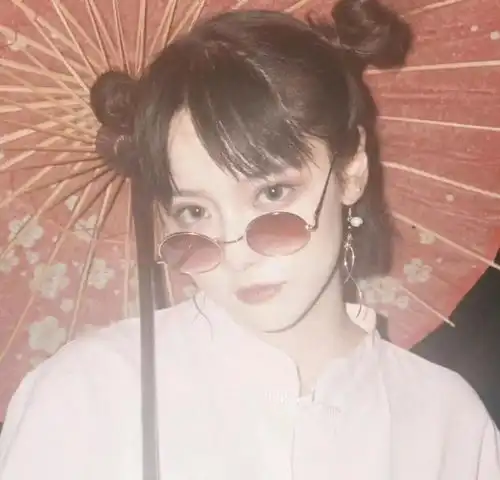 女生脸上有3条线不要慌,颜值会越来越高,直男见了都心动
