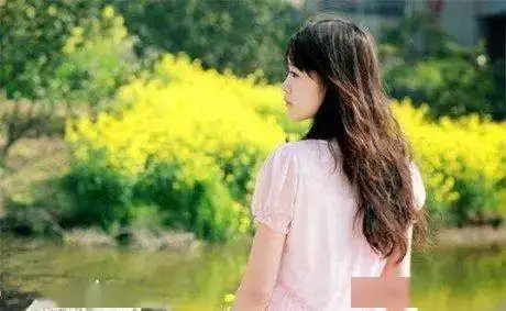 让人看到哭的文案,伤感扎心短句子

