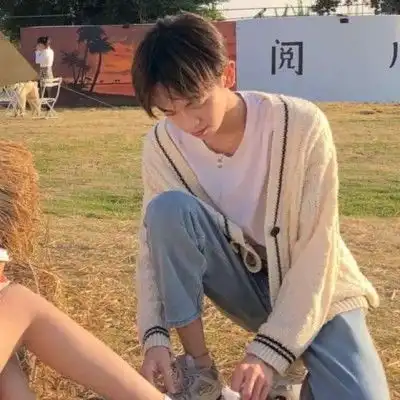 让女朋友小鹿乱撞的文案
