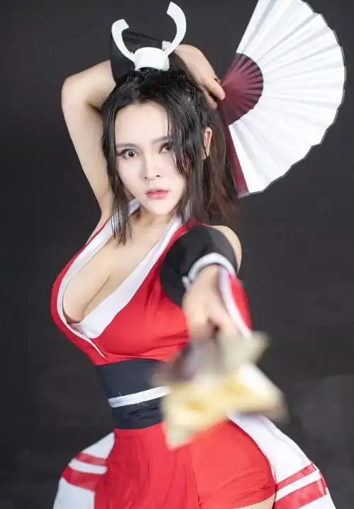 王者荣耀cos不知火舞的表妹,不折不扣
