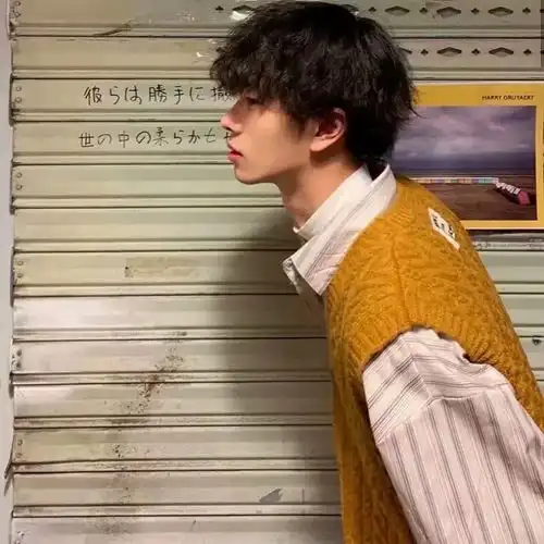 男头日常份男生头像
