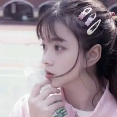 美女无处不在,森系有意境女生头像
