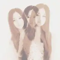 好看非主流个性情侣qq头像一左一右淡看这一季的忧伤
