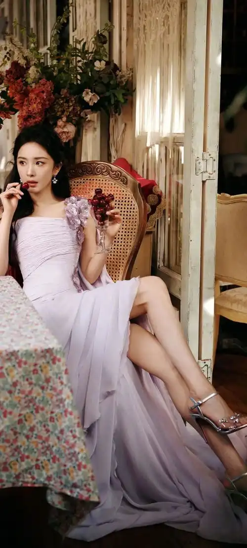 美女系列壁纸第559期杨幂
