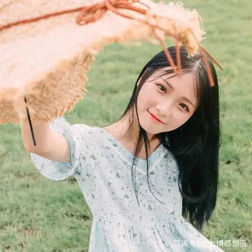 感情里,女人最好是牢牢守住这三个底线,千万不要让男人看轻你

