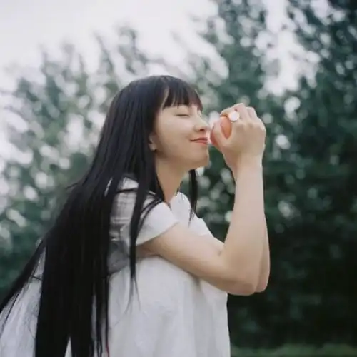 你爸妈担心你要嫁不出去了吗
