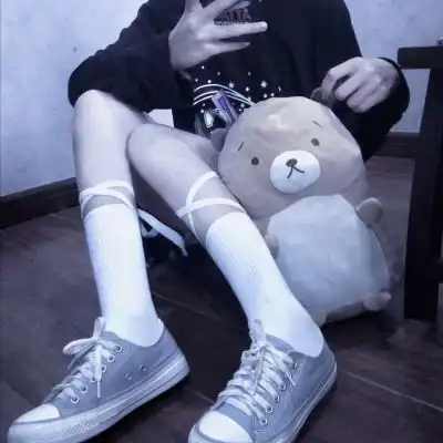 qq女生头像下半身清纯女生下半身无头头像
