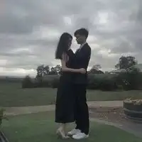 qq情侣头像唯美两张囍
