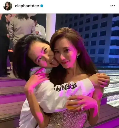 小s吹捧二女儿无底线,称像林志玲亲生,遭群嘲长相俗气又谄媚
