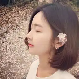 美美哒的短发
