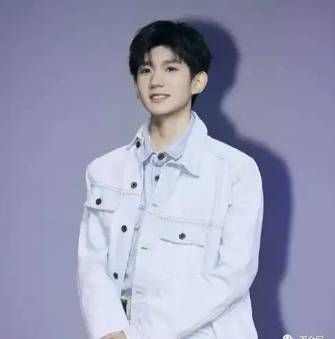 王源杨超越将同框参加真人秀俊男美女组合,让网友们有些期待了
