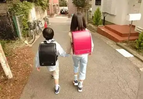 大牌书包多了豪华升级
