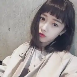 你合适长发还是短发看五官比例就知道
