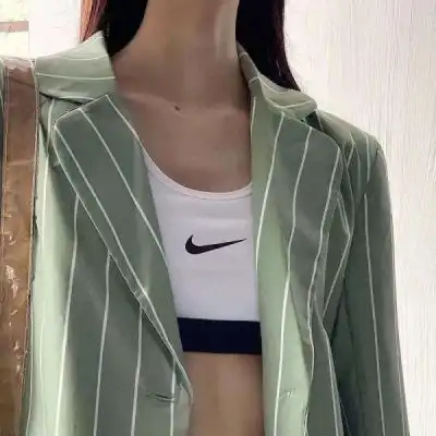 就是自己觉得很好看的部位头像

