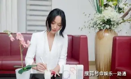 46岁周迅再传婚变高圣远清空合照,终于知道周公子为何强势复工
