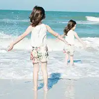 头像女海边长发披肩微信头像图片大全
