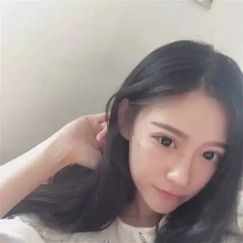 女生头像喜欢胜过所有道理
