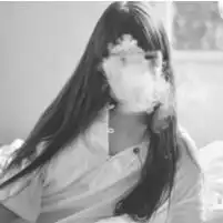 谁帮我找几对黑白的情侣头像
