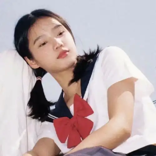 复古又干净的女头
