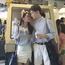 情侣头像以我之姓冠你之名
