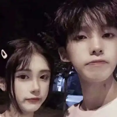 微甜情头一声姐妹大过天,姐妹情头还不用起来
