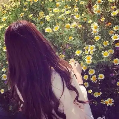 女生头像
