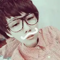 情侣头像两张分开男女各一张分开的两张图片
