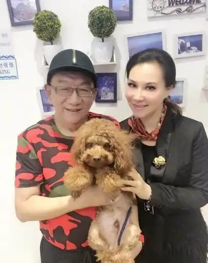 美女徒弟公开道歉,这对师徒何去何从,侯耀华的一个难题
