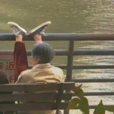 情侣头像丨遇见你爱意汹涌
