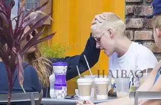 别的女明星换发型如换脸,汤唯却变成这样
