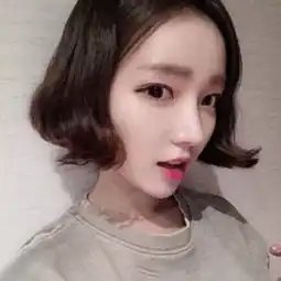 急求这个头像的原图拜托拜托

