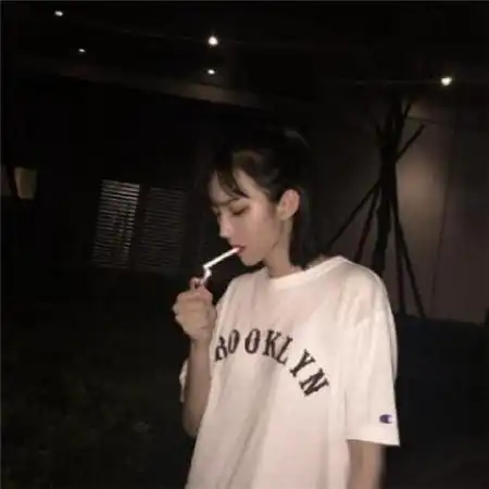 情侣个性头像一人一张,爱过就怀念一辈子
